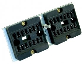 V97 socket - Crimp terminal, panel mount, 8 pole